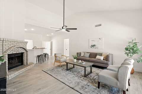 4232 W CIELO GRANDE Avenue, Glendale, AZ 85310