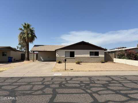 2930 W LAUREL Lane, Phoenix, AZ 85029