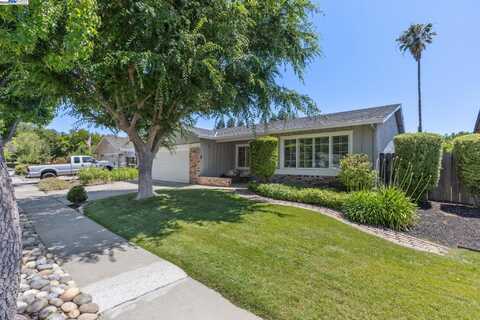 573 Junipero St, Pleasanton, CA 94566