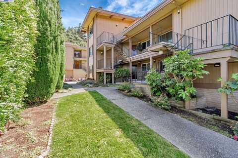 7610 Mountain Blvd, Oakland, CA 94605