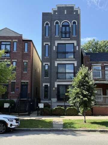 3123 W. Washington Boulevard, Chicago, IL 60612