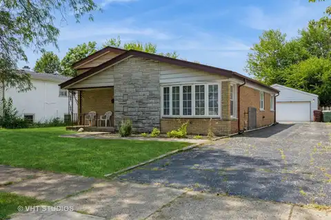 17600 70th Court, Tinley Park, IL 60477