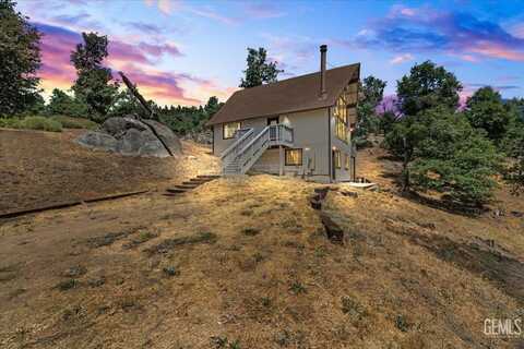 26100 Deertrail Drive, Tehachapi, CA 93561