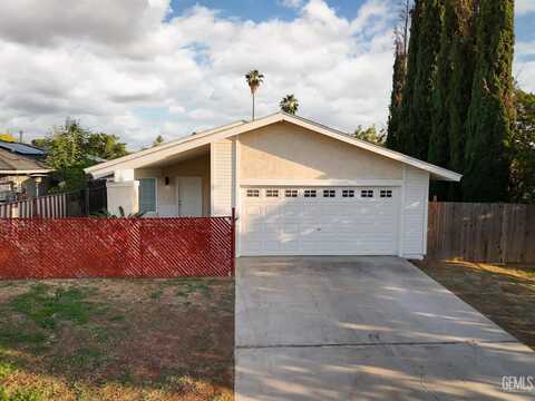 2601 Lucky Street, Bakersfield, CA 93307