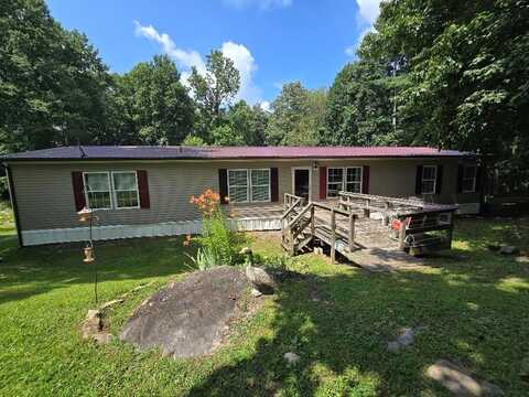 966 Sand Knob Rd, NIMITZ, WV 25978