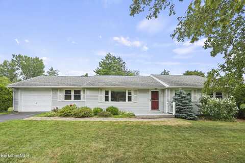 46 Cobble View Rd, Williamstown, MA 01267
