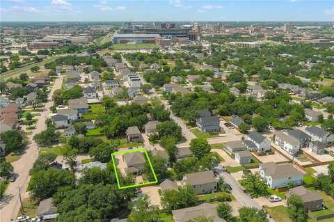 206 Park Place, College Station, TX 77840
