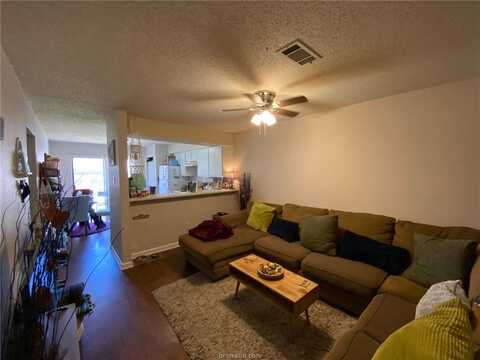 411 Manuel dr, College Station, TX 77840