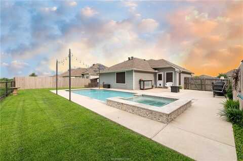 817 Mockingbird Street, Navasota, TX 77868