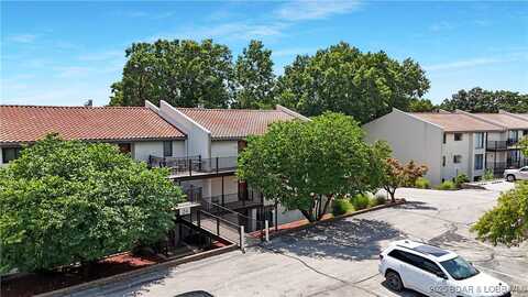 24 E. Casa Del Rio Drive, Lake Ozark, MO 65049