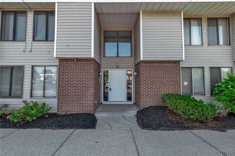 21 Coolbrook Court, Amherst, NY 14051