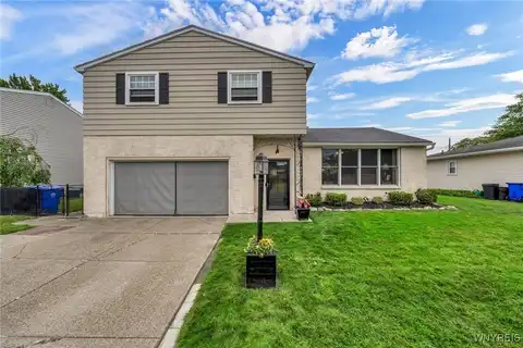 29 Treehaven Road, West Seneca, NY 14224