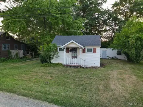 12937 Hillcrest Drive, Carlton, NY 14411
