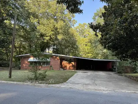 1109 Hester, Benton, AR 72015