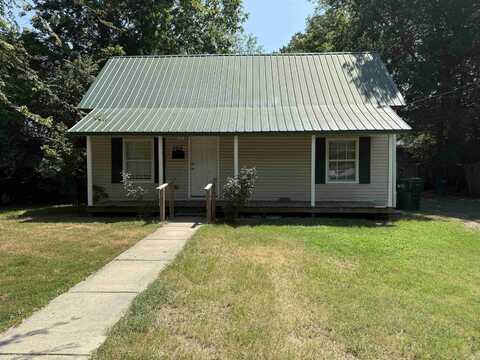 228 Locust Avenue, Conway, AR 72032