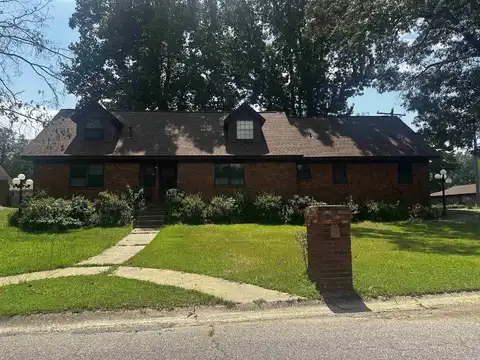 1703 Park Ave, Malvern, AR 72104