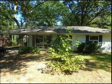 3 N Meadowcliff Circle, Little Rock, AR 72209