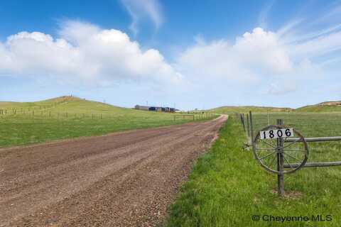 1806 S MOUNTAIN SHDW LN, Cheyenne, WY 82009