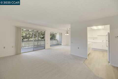 1200 Oakmont Dr, Walnut Creek, CA 94595