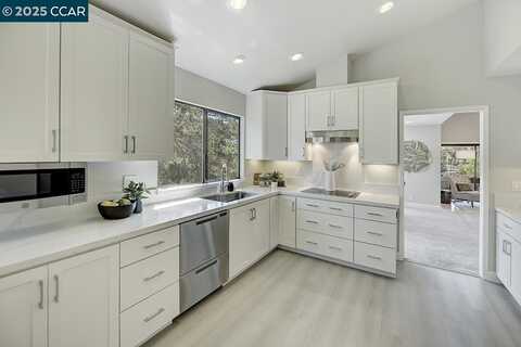 3612 Rossmoor Parkway, Walnut Creek, CA 94595
