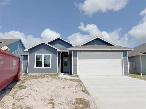 141 Broad Oak Drive, Rockport, TX 78382