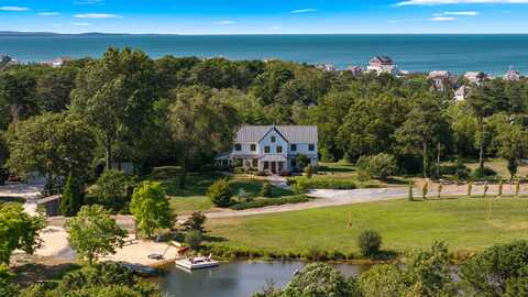 46 Roos Road, East Sandwich, MA 02537