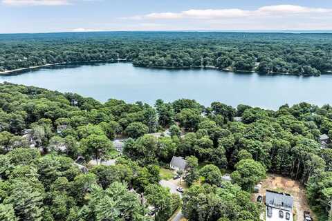 29 Happy Hollow Road, East Falmouth, MA 02536