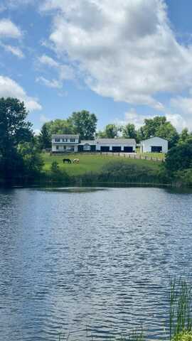 5771 Royalton Road SW, Lancaster, OH 43130