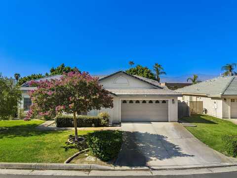 76 Sutton Place S, Palm Desert, CA 92211
