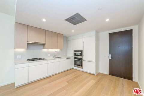 877 Francisco St, Los Angeles, CA 90017