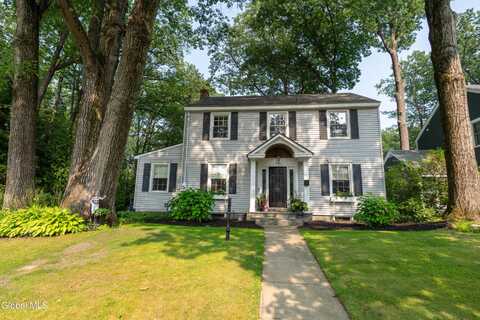 52 Pinewood Avenue, Saratoga Springs, NY 12866