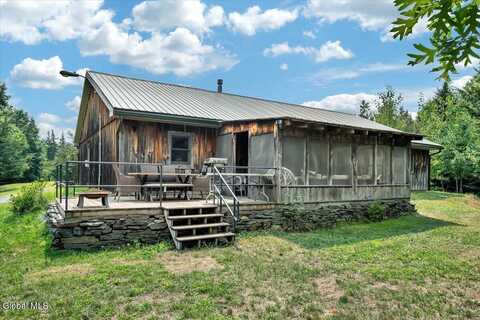 278 Quaker Road, Pittstown, NY 12094