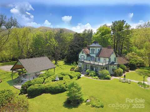 196 & 204 Lawson Street, Hot Springs, NC 28743