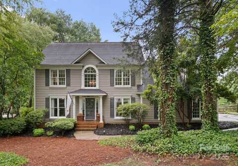 2509 Honey Creek Lane, Matthews, NC 28105