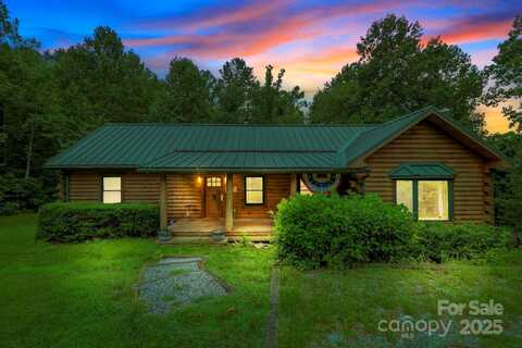266 Rhododendron Drive, Saluda, NC 28773