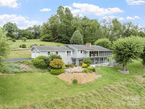 220 Grand View Lane, Burnsville, NC 28714