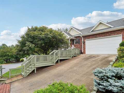 645 High Quarry Road, Hendersonville, NC 28791