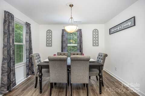415 Pinecroft Lane, Spencer, NC 28159