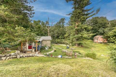 16 Thornbush Road, Mansfield Center, CT 06250