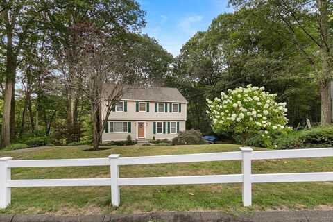 201 Bear Path Road, Hamden, CT 06514