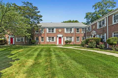 72 Standish Road, Stamford, CT 06902