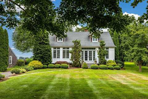 20 Hammock Road, Clinton, CT 06413