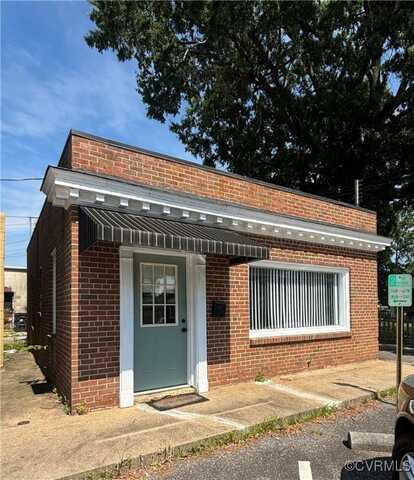 134 Pickwick Avenue, Colonial Heights, VA 23834