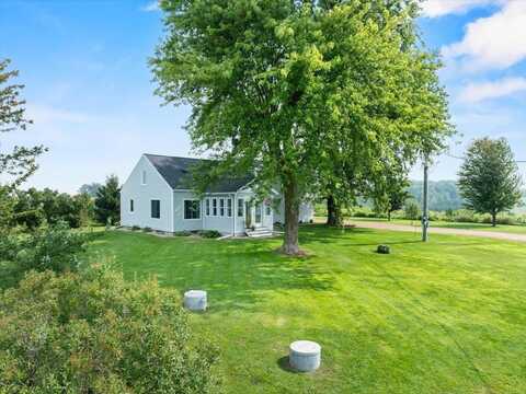 N10160 SPARROW AVENUE, Loyal, WI 54446