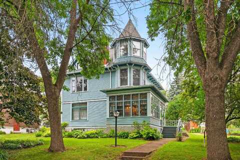 5313 Colorado St, Duluth, MN 55804