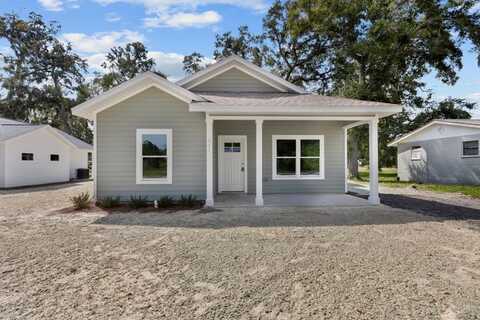 511 Second St, Trenton, FL 32693