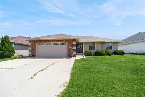 1903 3rd Avenue SE, Altoona, IA 50009