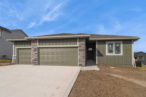 3292 NW Brookside Drive, Grimes, IA 50111