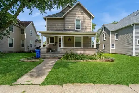 402 W Ashland Avenue, Indianola, IA 50125