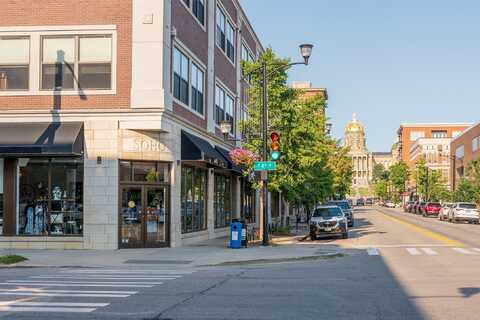 400 E Locust Street unit: 305, Des Moines, IA 50309